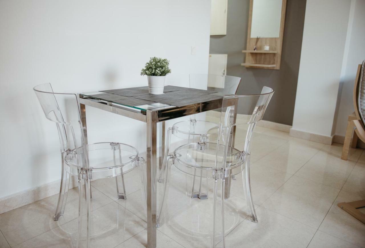 Apartamento Cala De Nerja-Lovely المظهر الخارجي الصورة
