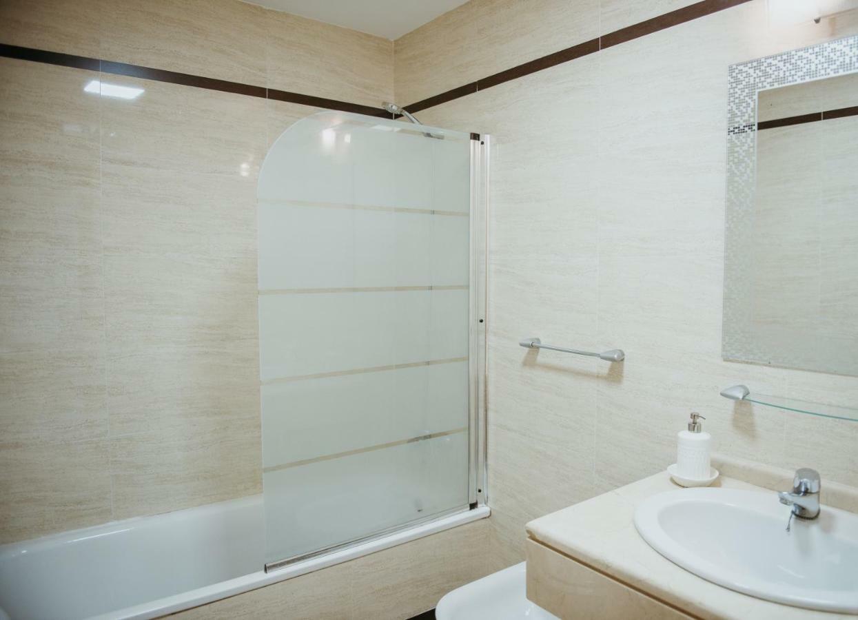 Apartamento Cala De Nerja-Lovely المظهر الخارجي الصورة